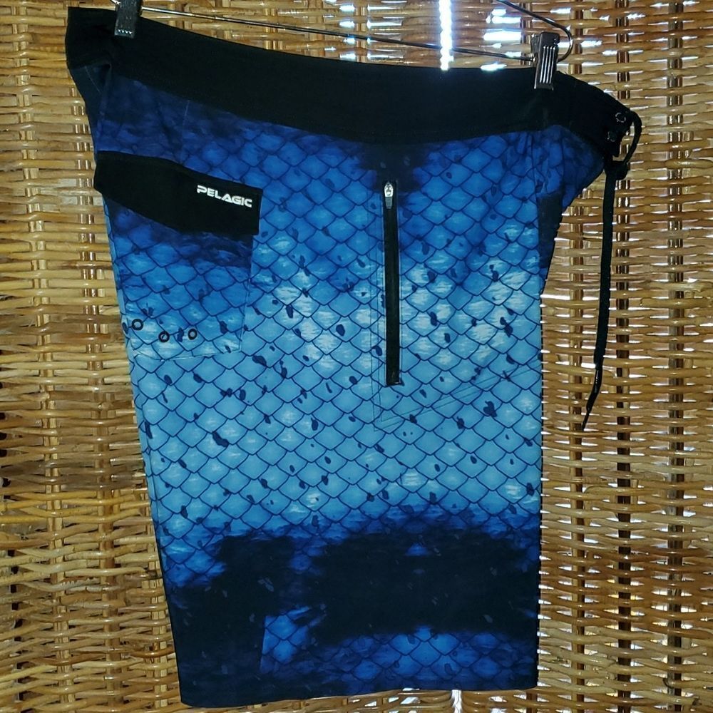 Pelagic Hydro-Lite Fishing Surfing Diving Blue/Black Boardshorts 40
